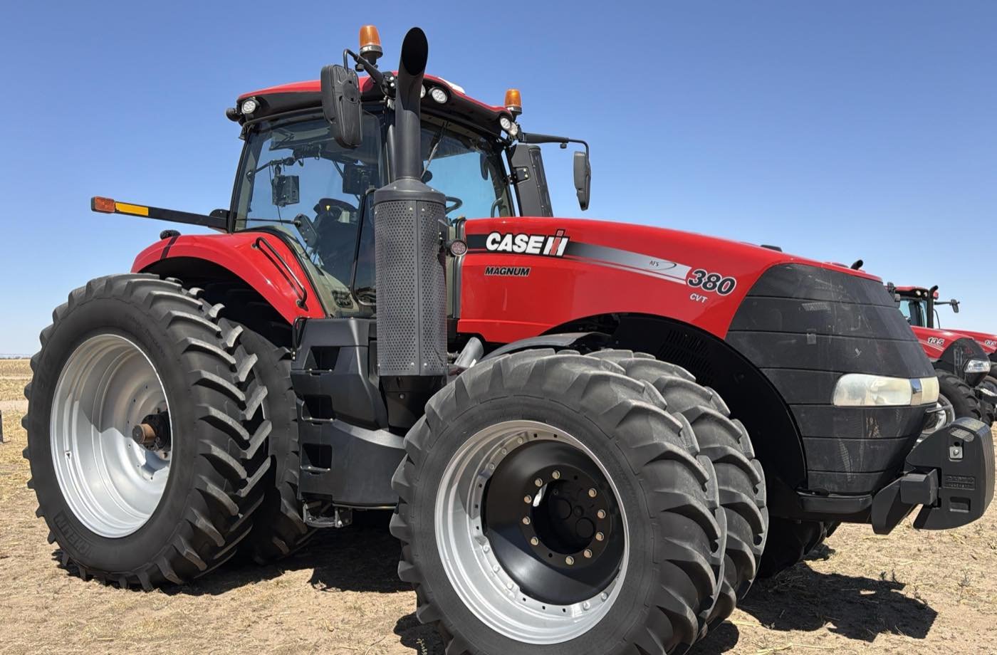 Case IH Magnum 380 CVT tractor